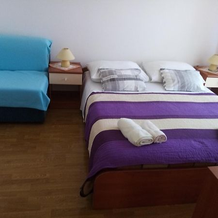 Apartments Vitkovic 크레스 외부 사진